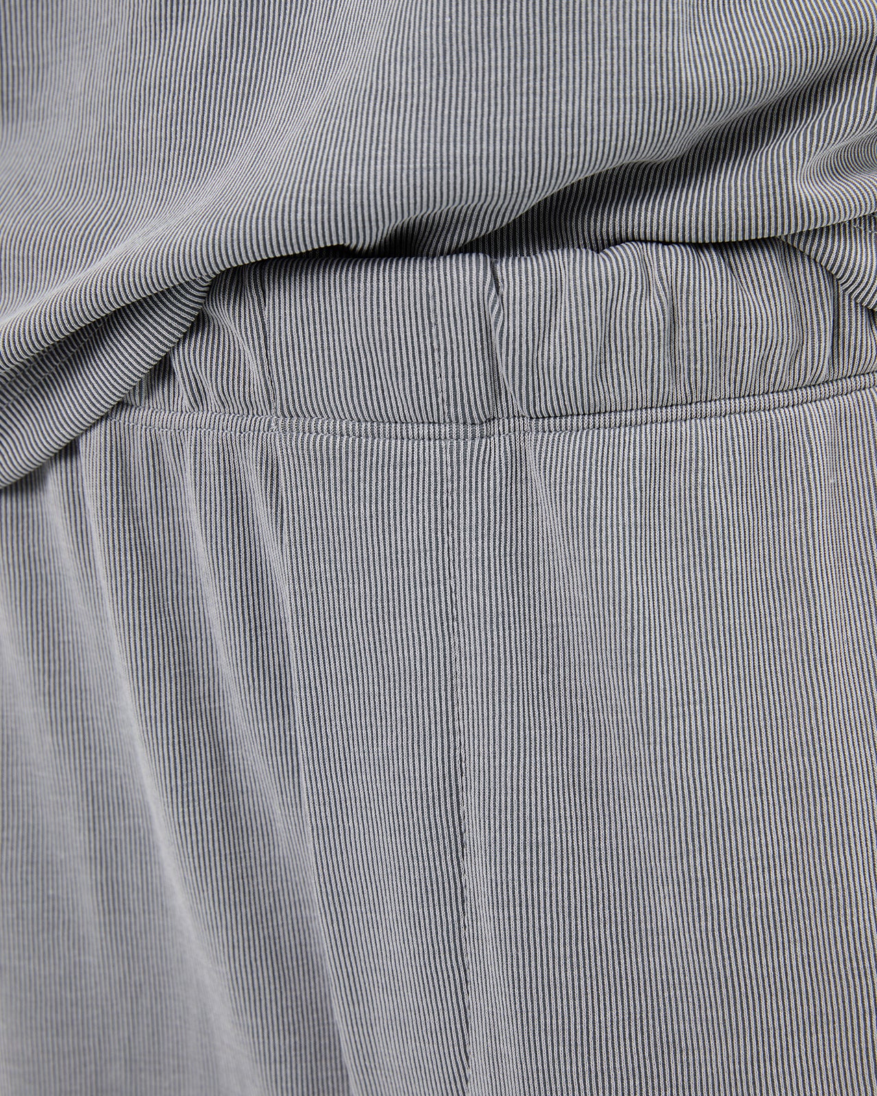 Pantalón confort ancho de canalé