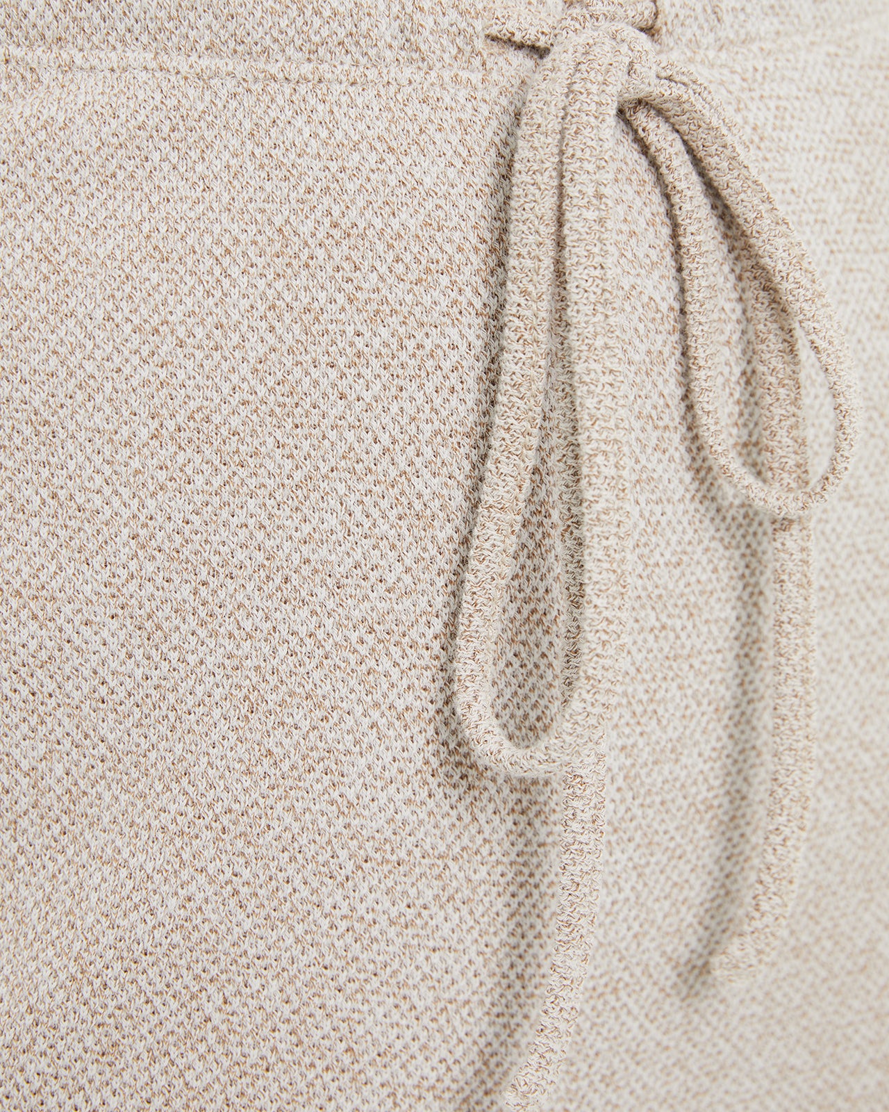 Pantalón recto ancho con cordón en la cintura