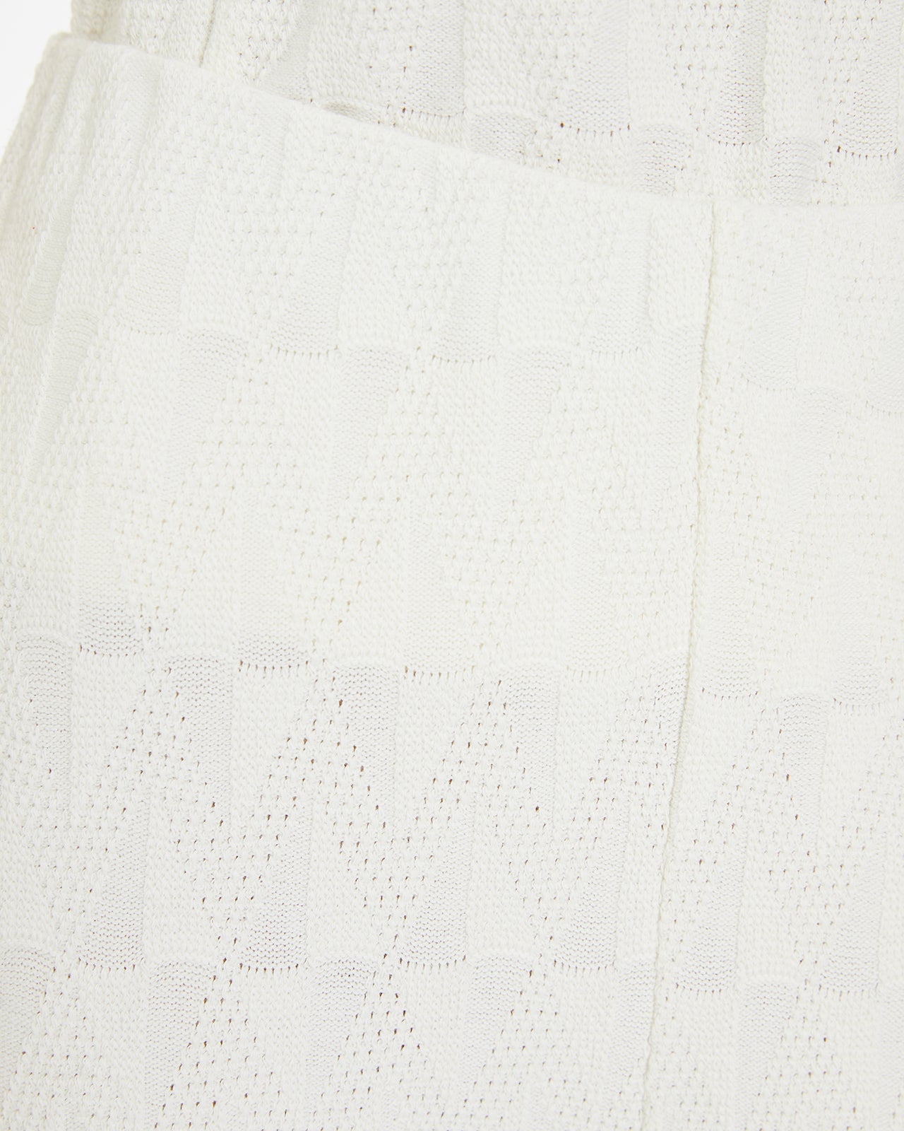 Pantalón recto crudo con goma en la cintura