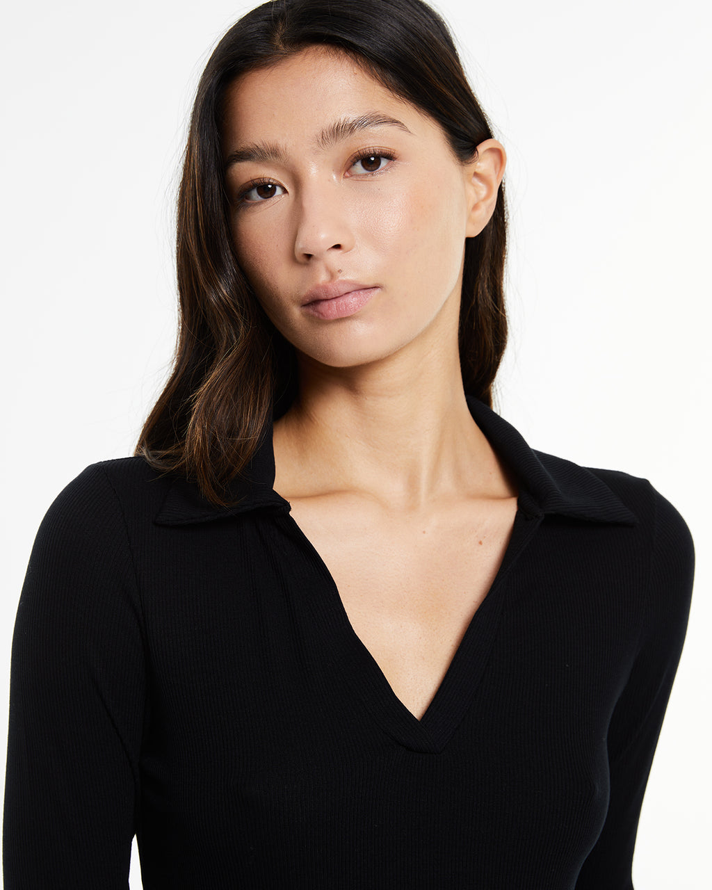 Camiseta de canalé con cuello pico