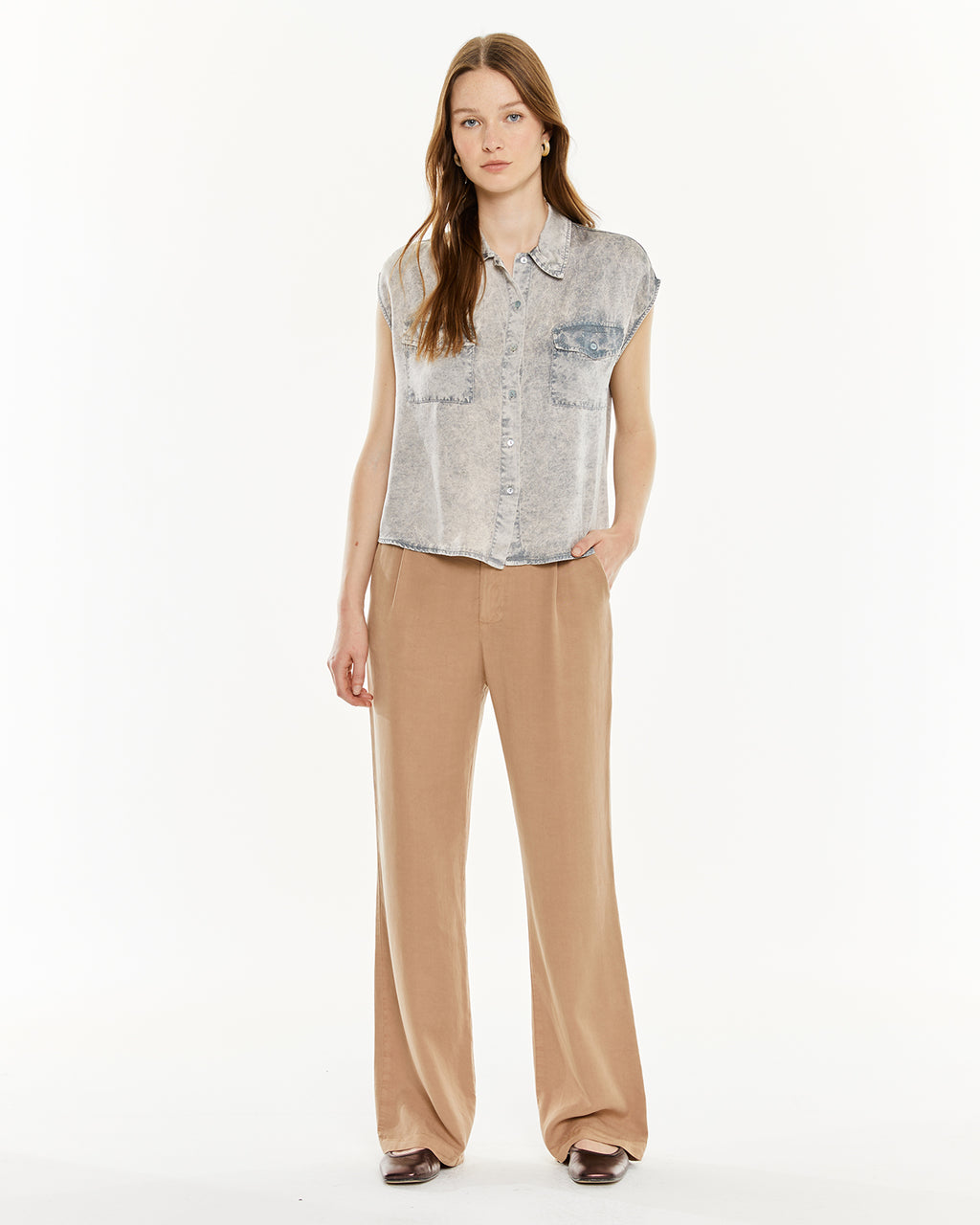 Camisa bolsillos efecto desgastado