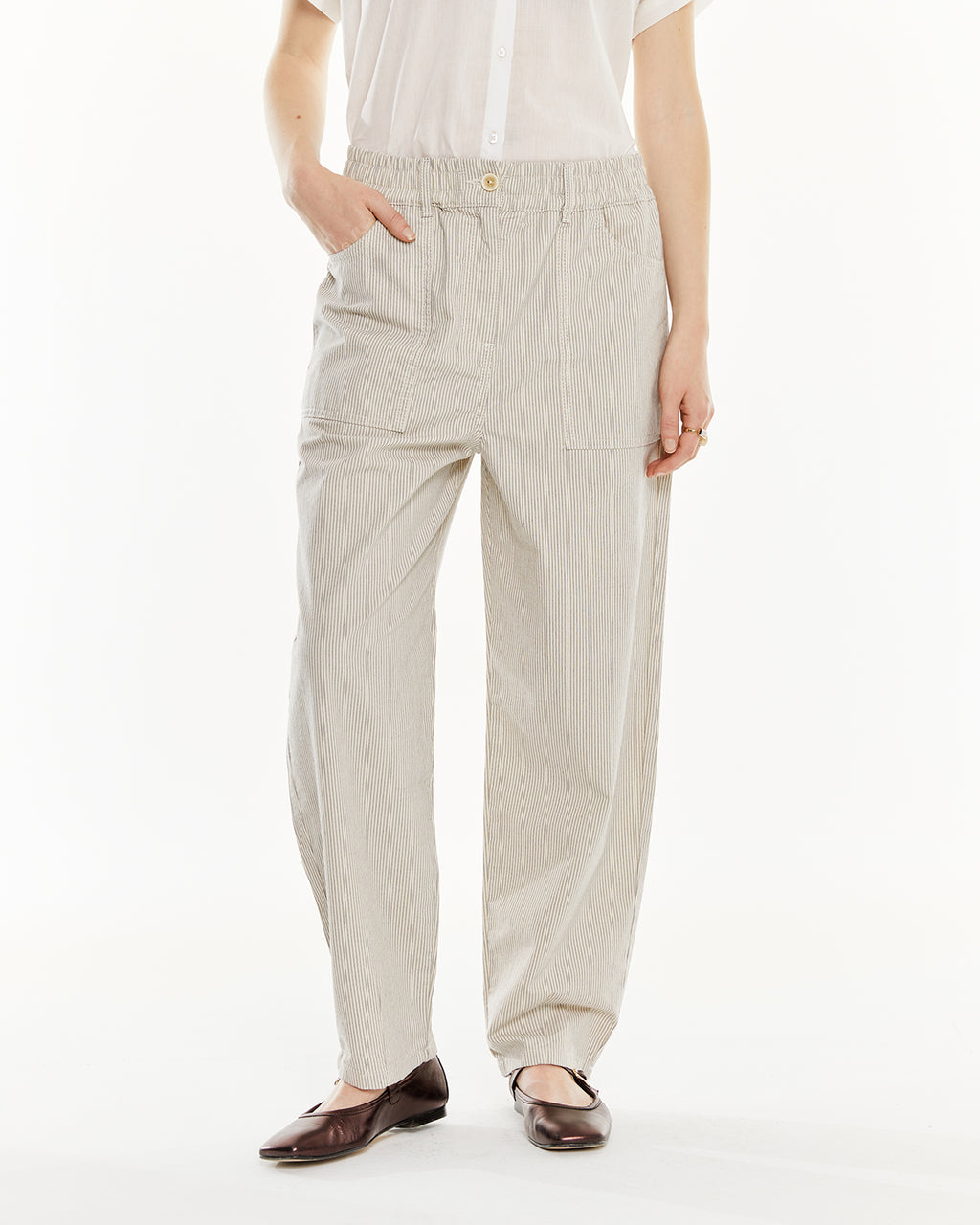 Pantalón rayas con goma en la cintura