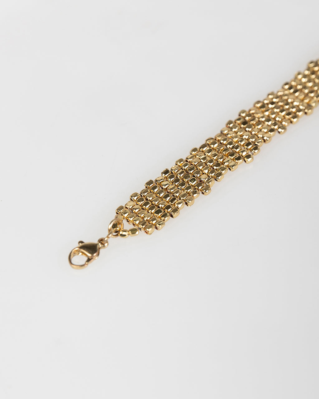 Collar choker dorado