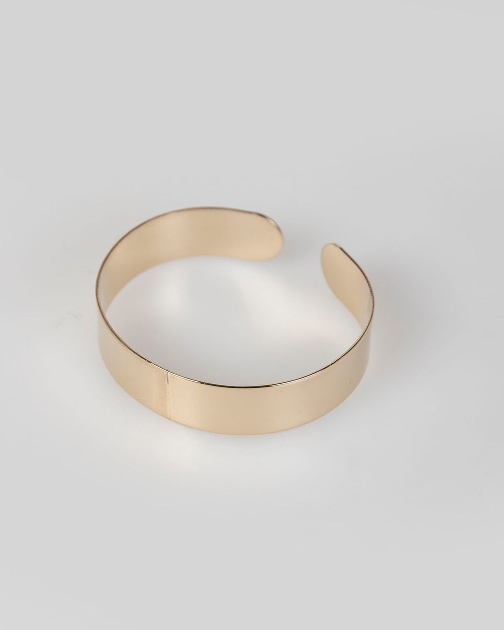 Brazalete rígido oro