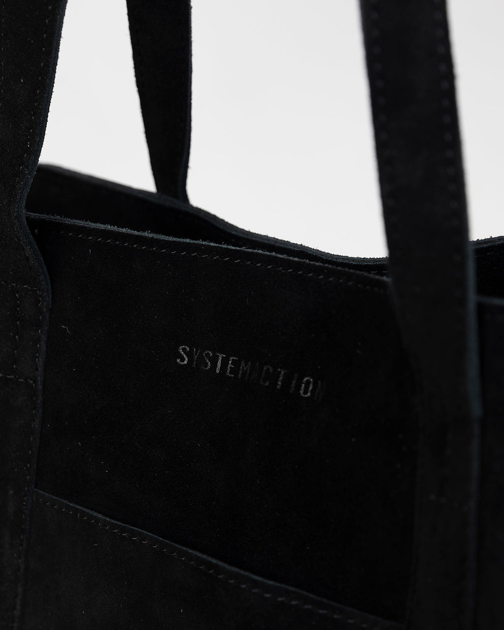 Bolso basico de ante en negro
