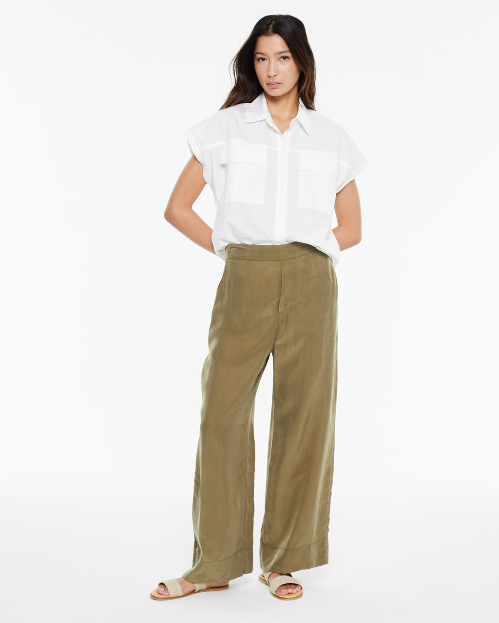 Camisa oversize detalle bolsillos delanteros