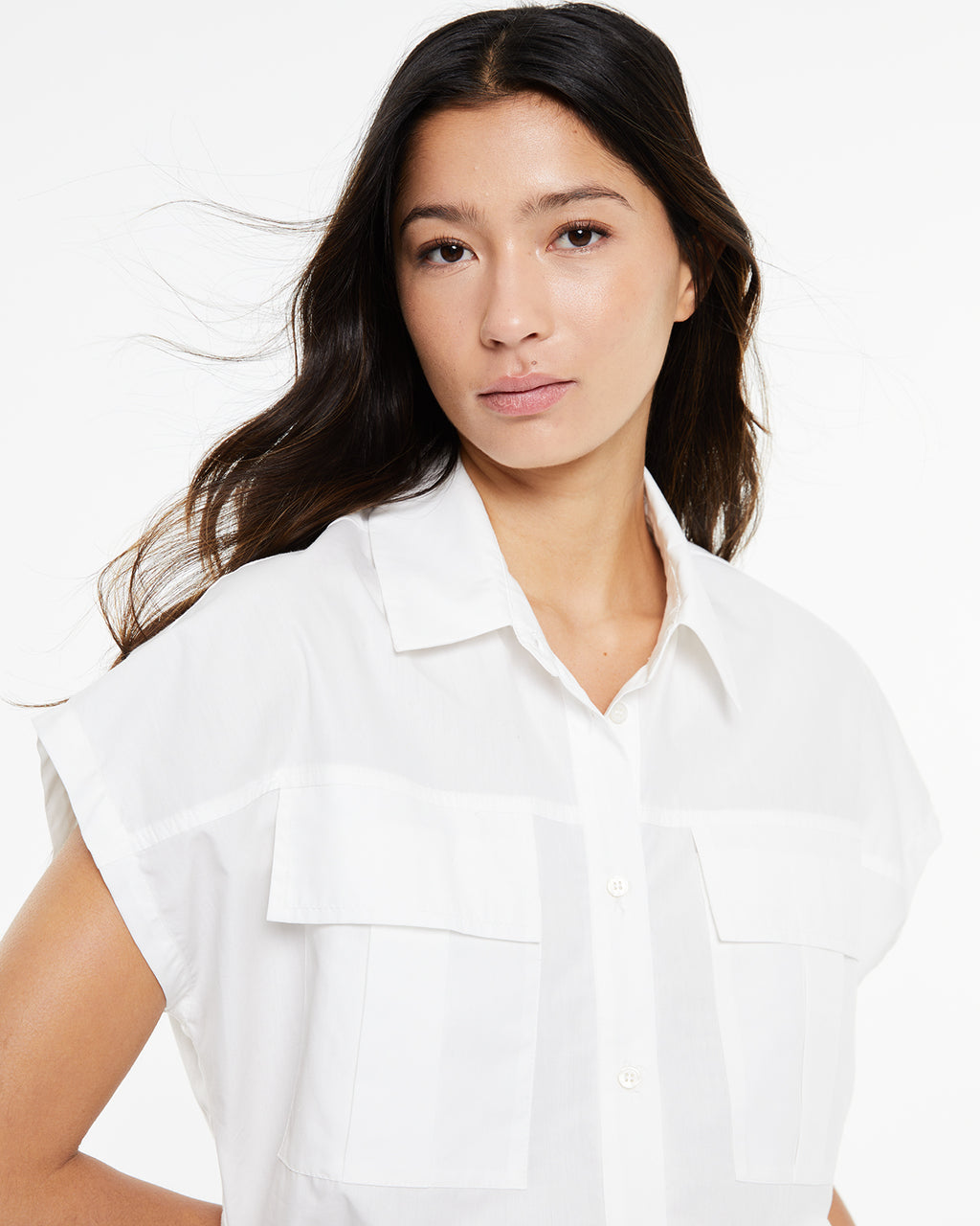 Camisa oversize detalle bolsillos delanteros