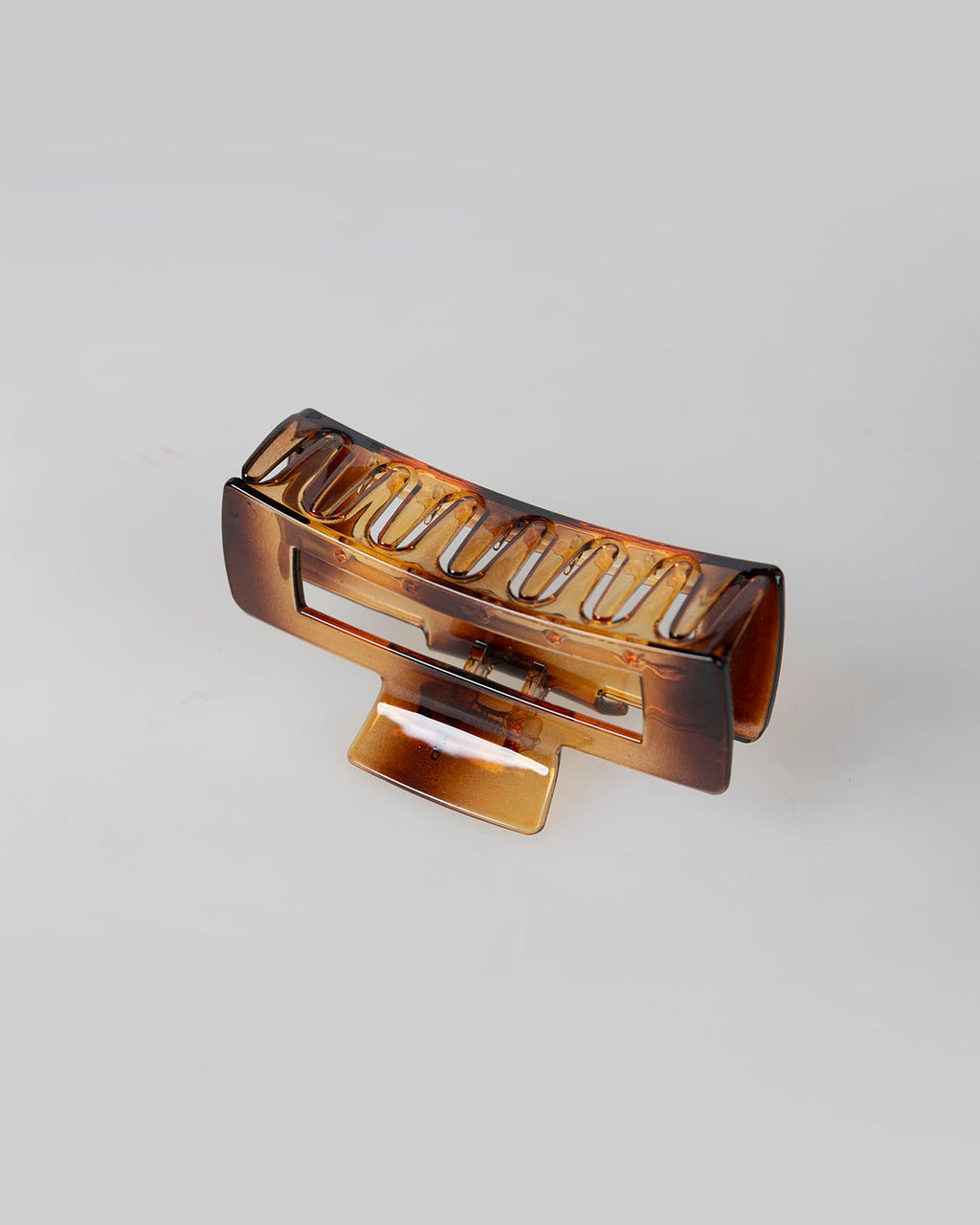 Pinza pelo rectangular marrón