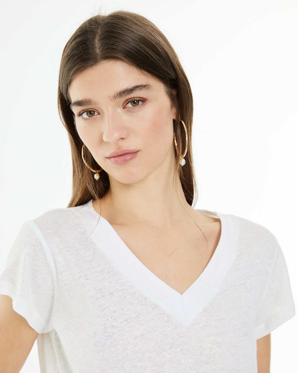 Camiseta de lino de cuello pico con detalle tira fantasía