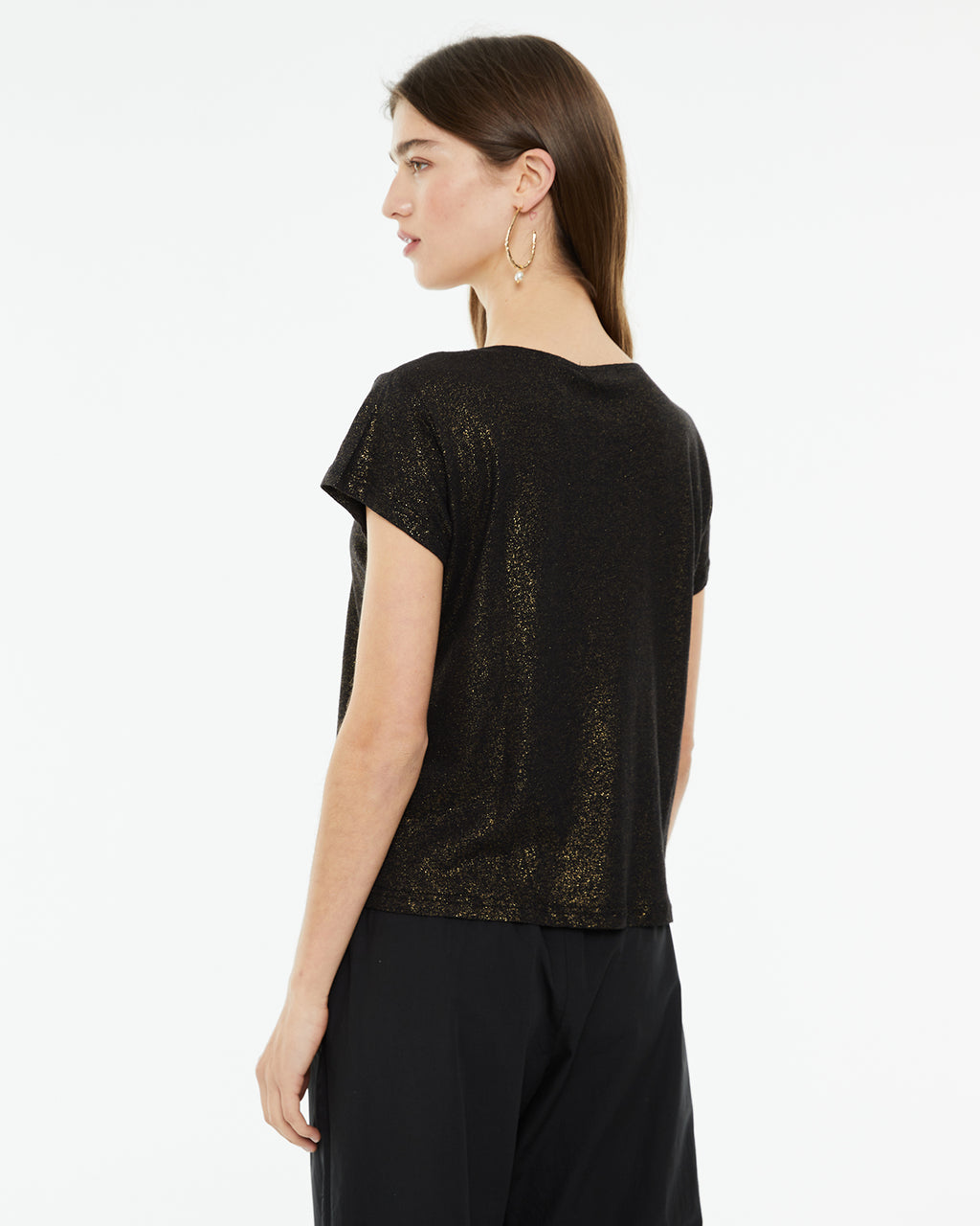 Camiseta de lino de cuello pico con detalle tira fantasía
