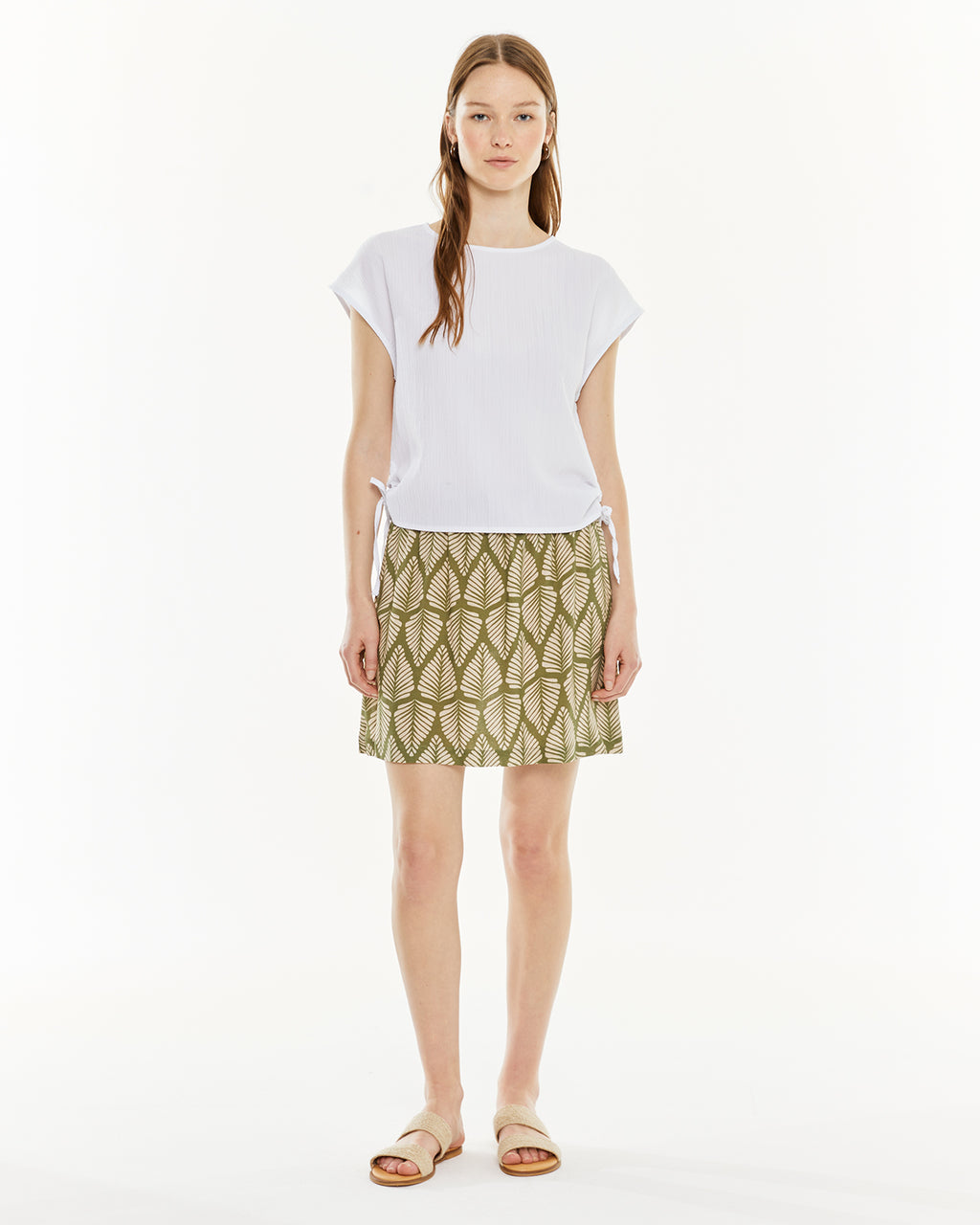 Camiseta escote redondo con frunces laterales