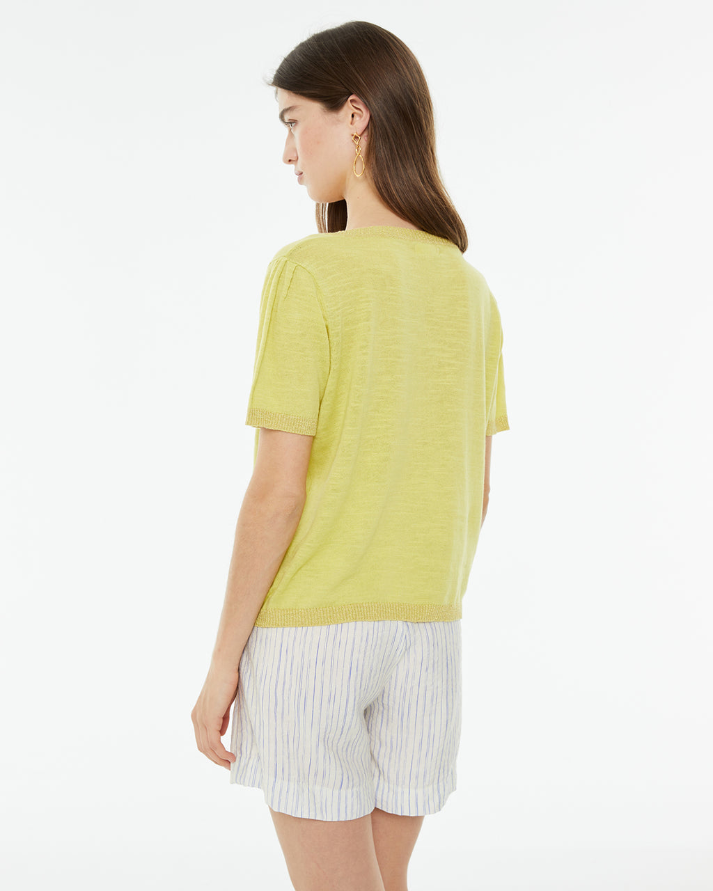 Jersey cuello pico de manga corta con detalle tira escote