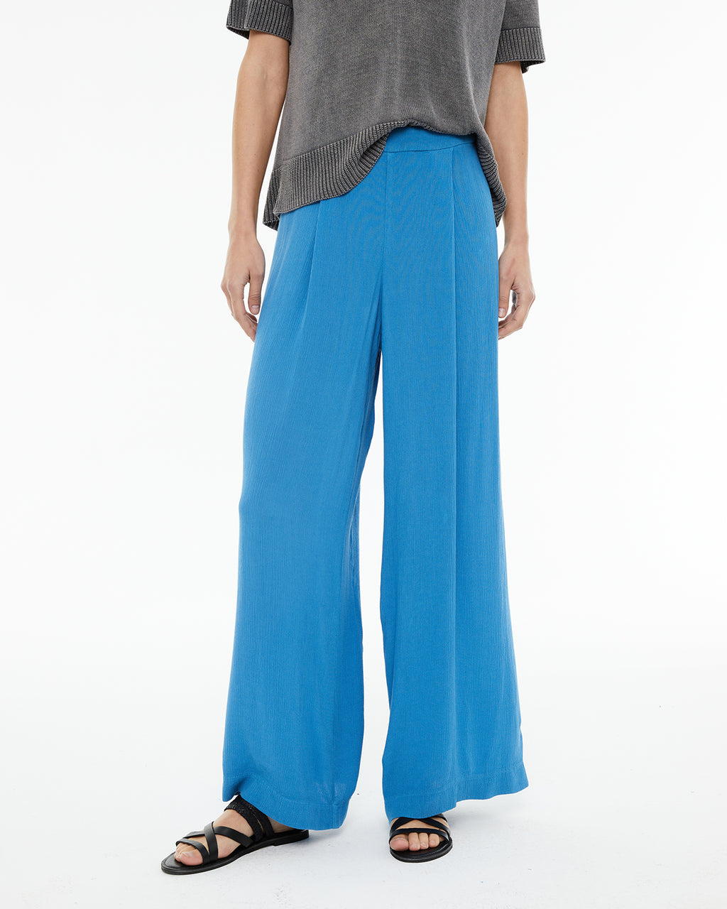 Pantalón ancho con goma en la cintura