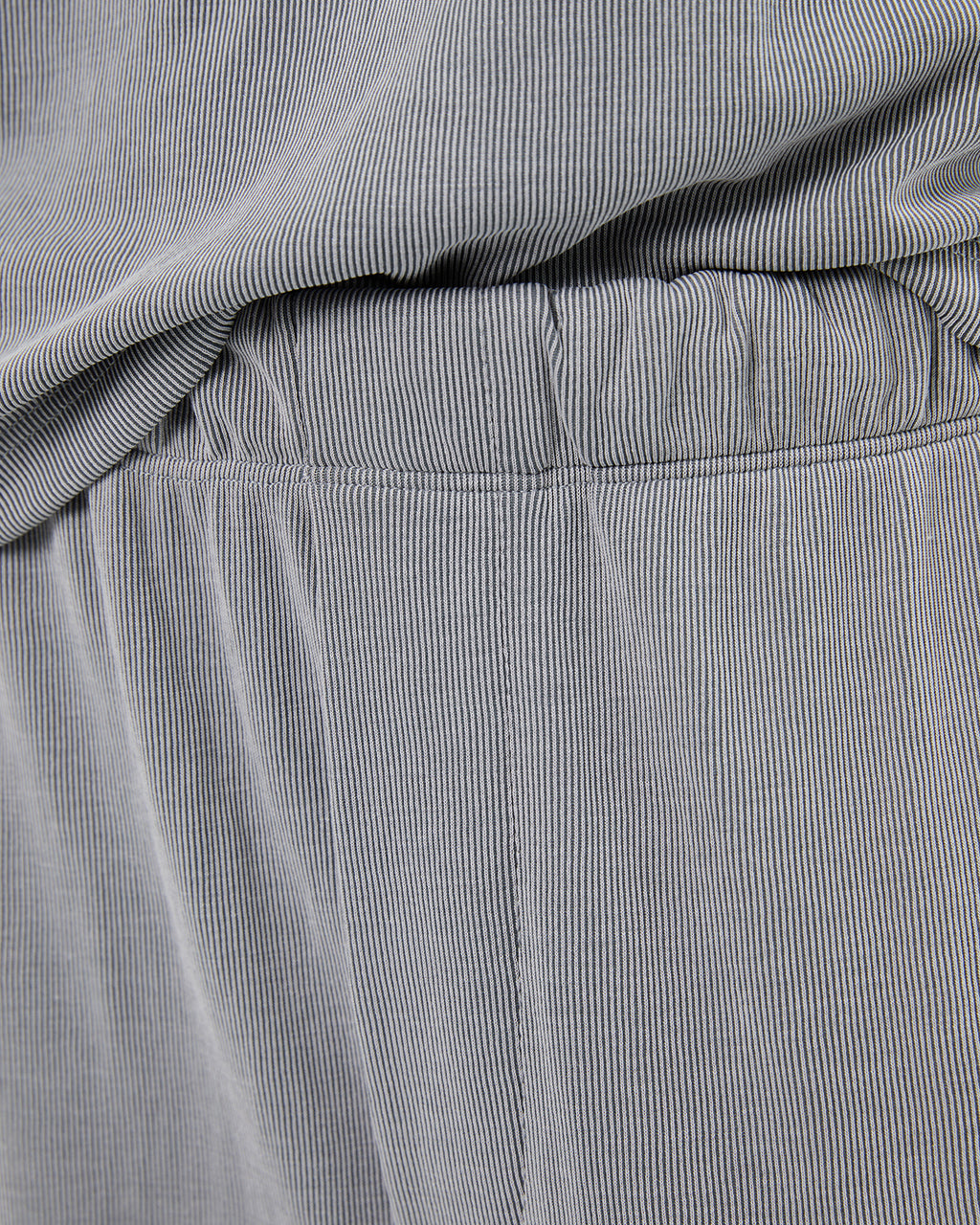 Pantalón confort ancho de canalé