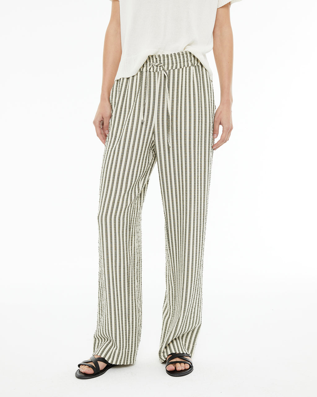 Pantalón recto a rayas con cordón en la cintura