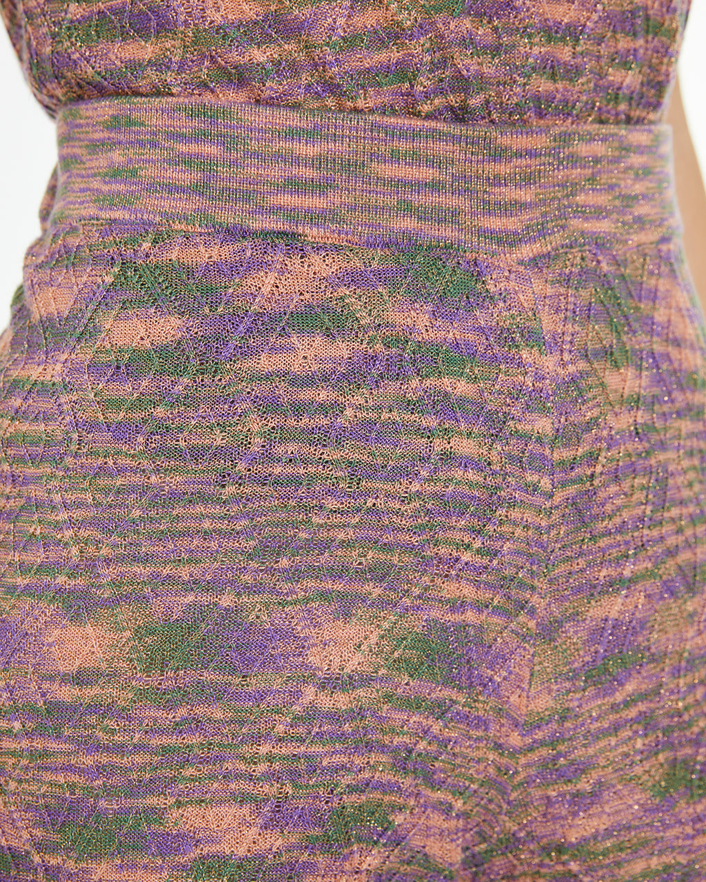 Pantalón de punto con lúrex entallado