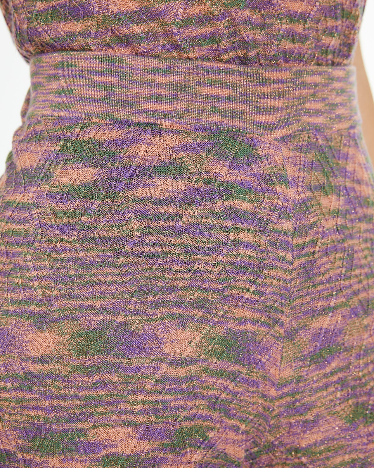 Pantalón de punto con lúrex entallado