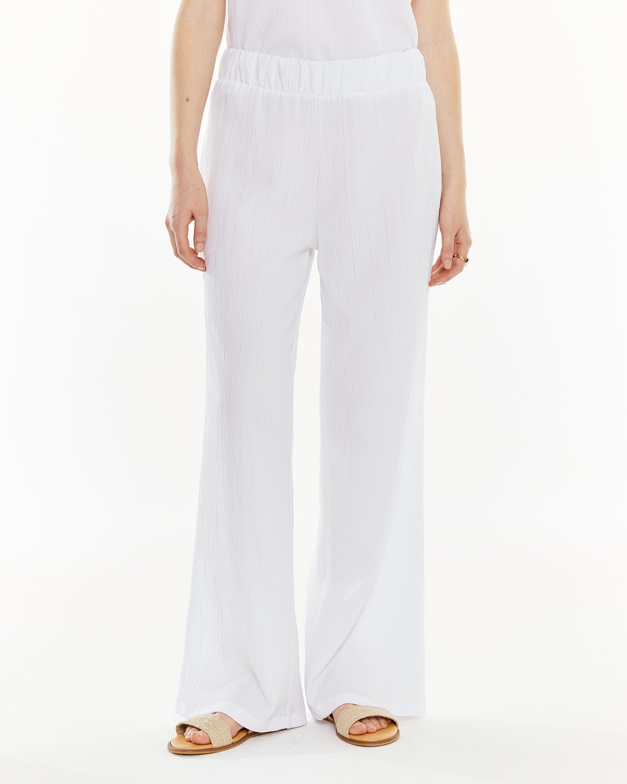 Pantalón fluido con goma en la cintura