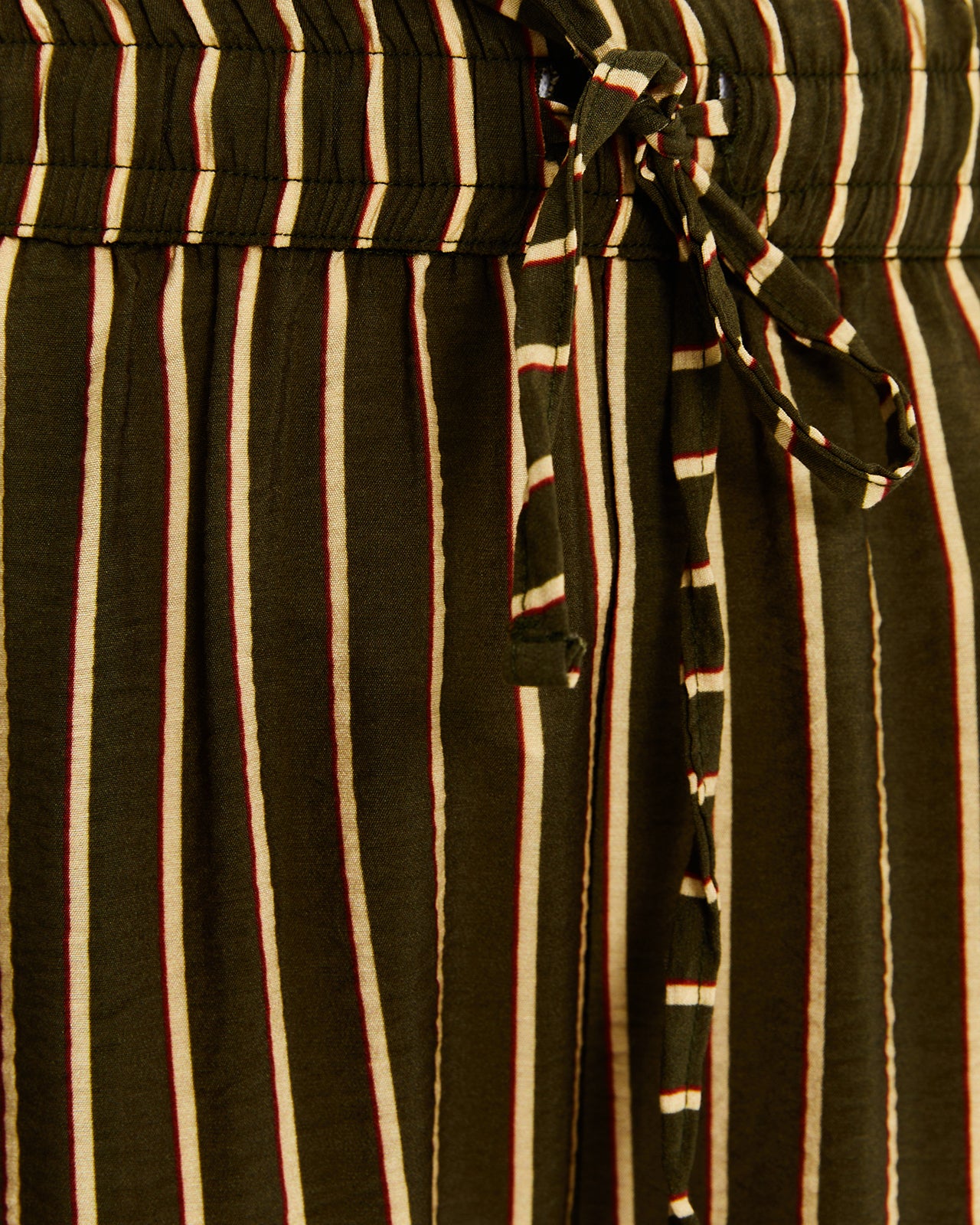 Pantalón estampado de rayas con goma cintura
