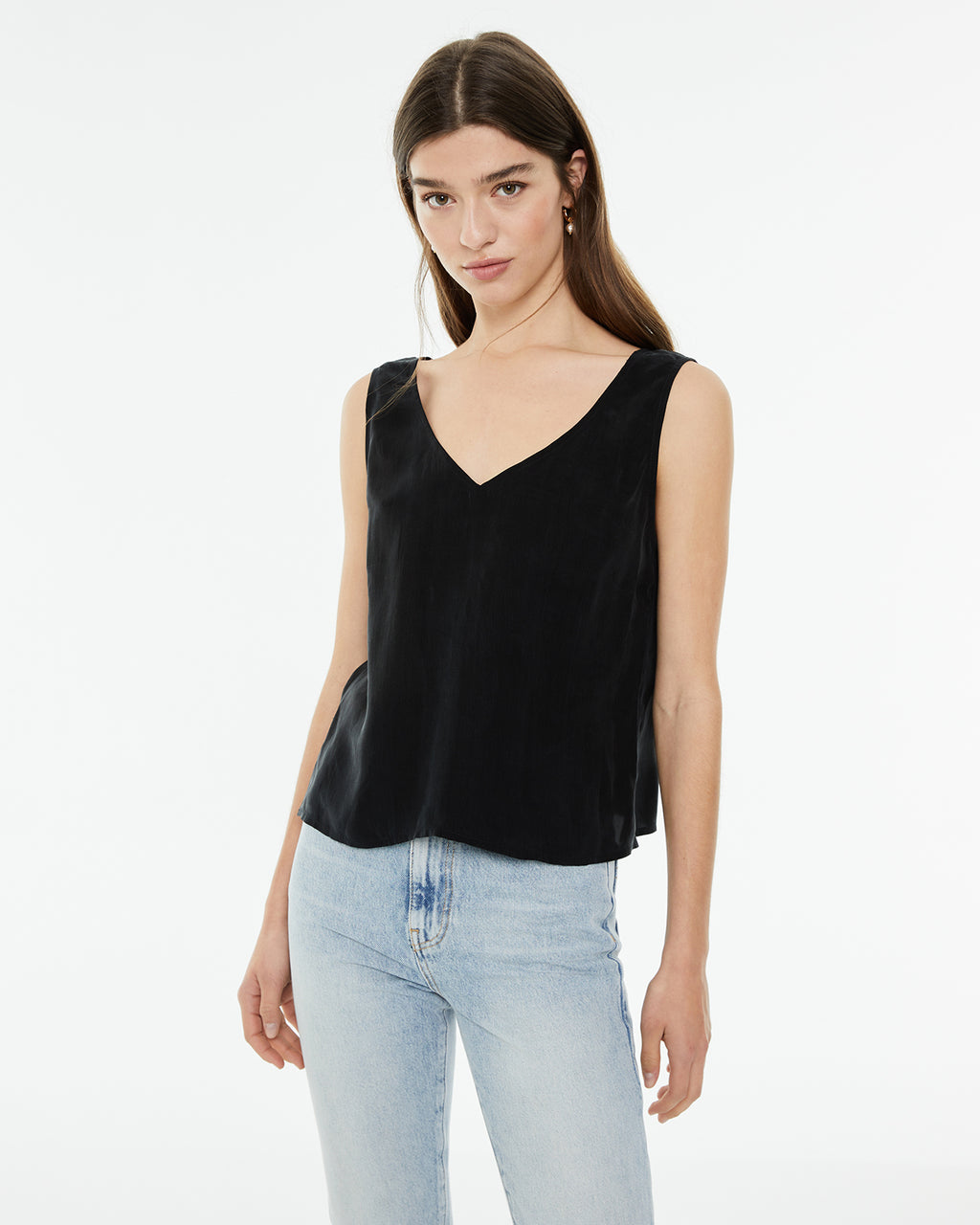 Top de tirantes escote pico de cupro