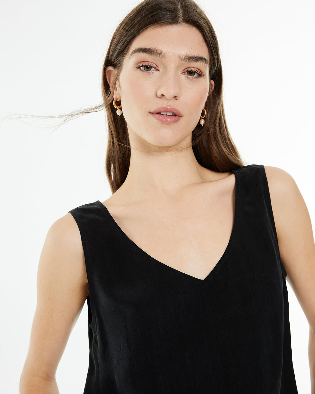 Top de tirantes escote pico de cupro