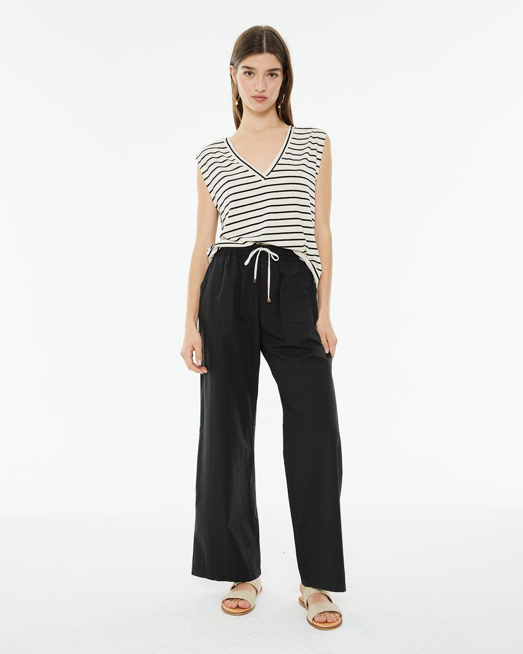 Top de rayas sin mangas escote pico