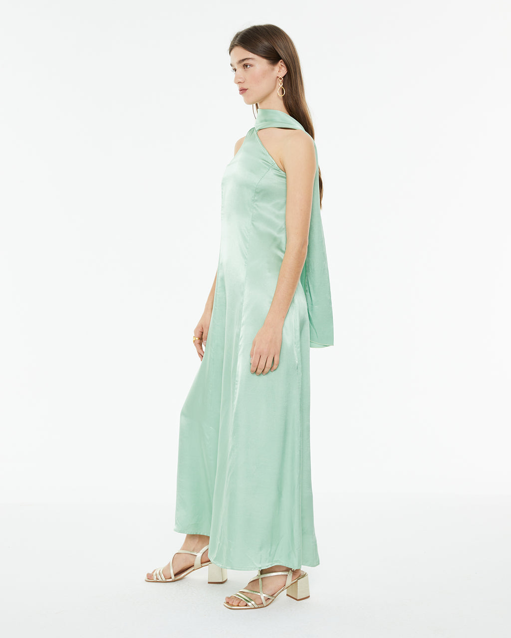 Vestido largo de fiesta asimétrico con pañuelo escote
