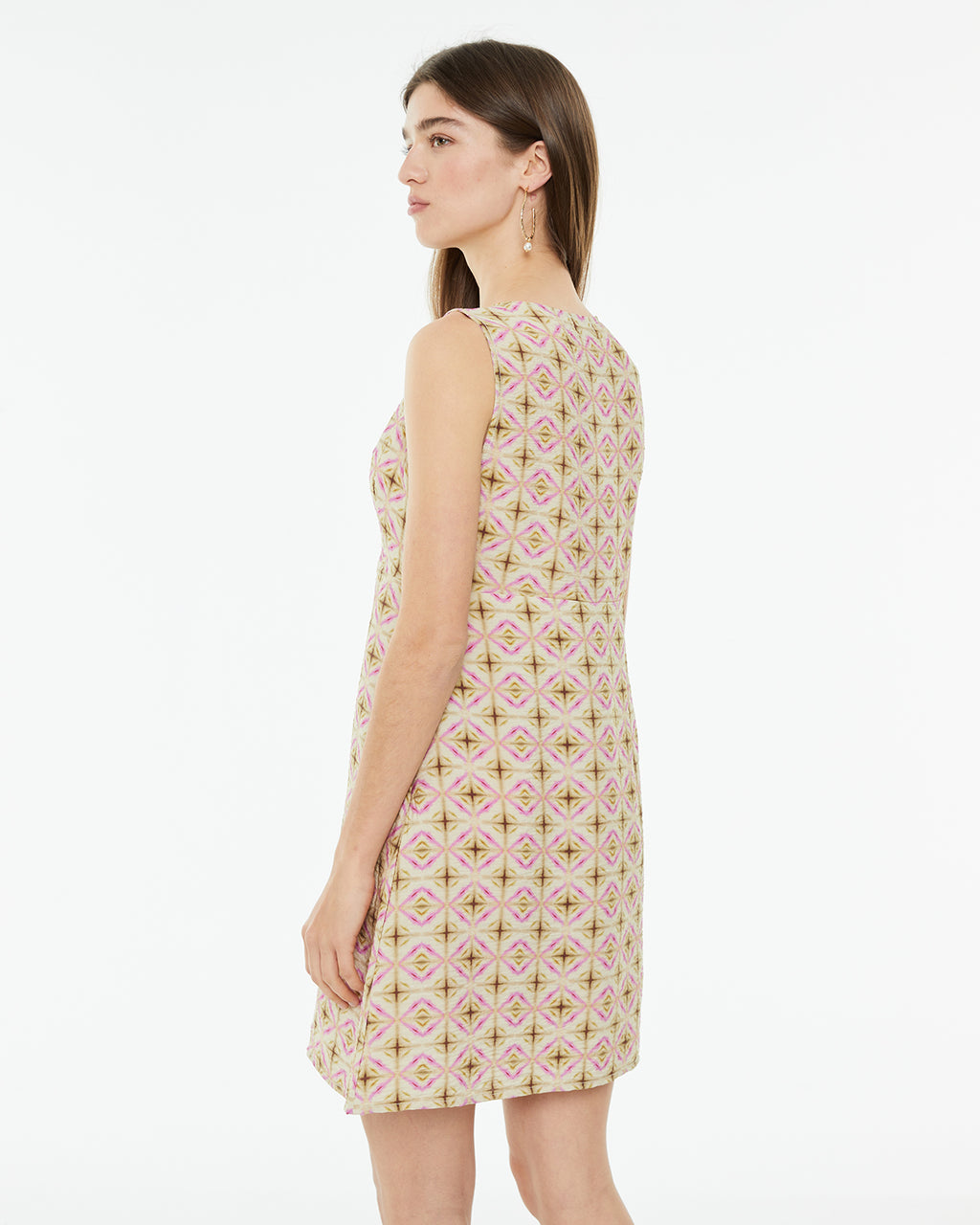 Vestido corto estampado geométrico corte bajo pecho