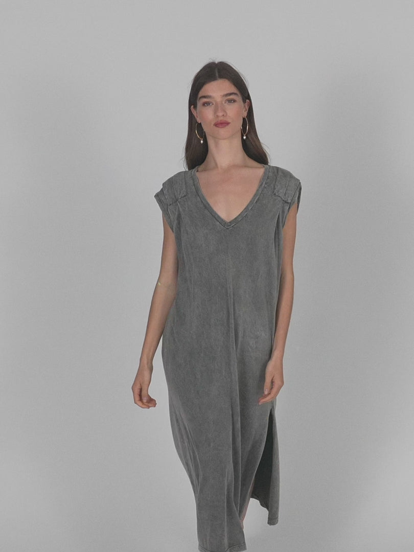 Vestido midi confort con abertura lateral